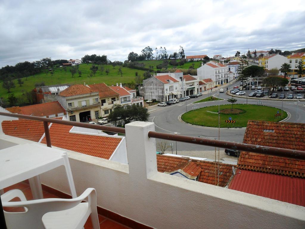 Apartamentos Bau-Doce Cercal do Alentejo Zimmer foto